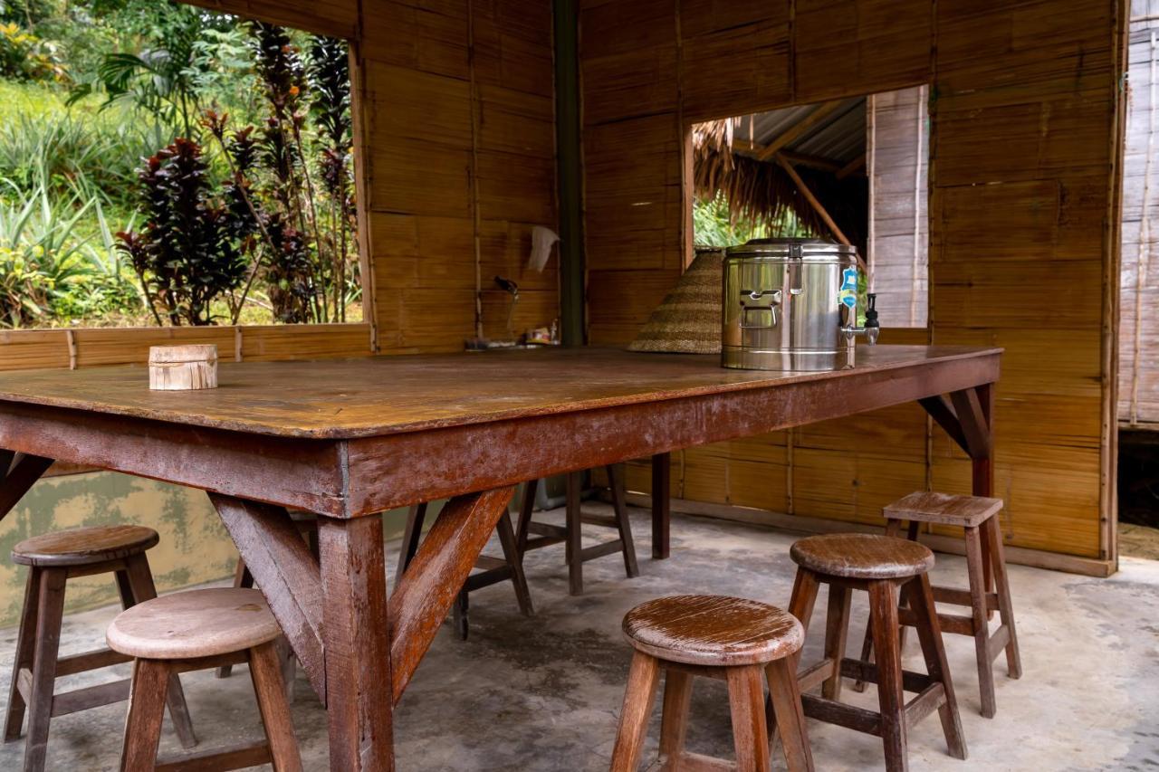 Rain Forest Inn Ringlet Exterior foto